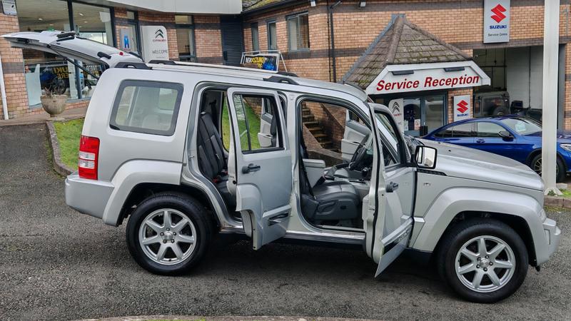 Used Jeep Cherokee 2009 for sale - 77532699: Photo 4