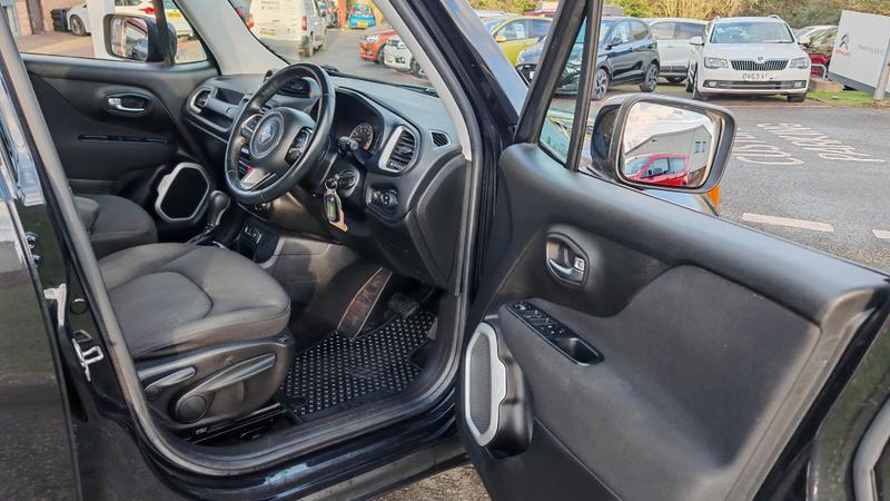 Used Jeep Renegade 2016 for sale - 77128233: Photo 12