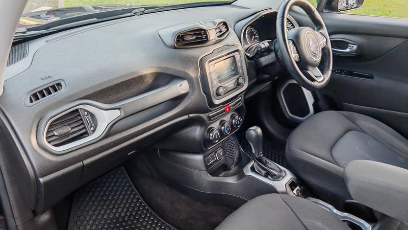 Used Jeep Renegade 2016 for sale - 77128233: Photo 22