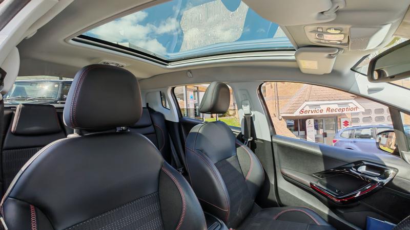 Used Peugeot 2008 2019 for sale - 78144859: Photo 12