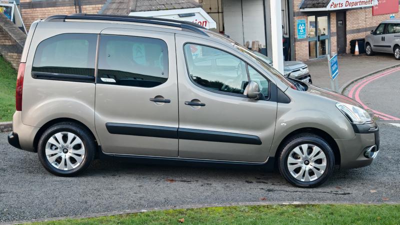Used Citroen Berlingo Multispace 2015 for sale - 76706057: Photo 2