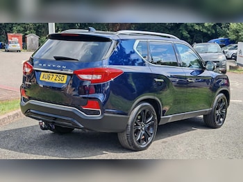 Used Ssangyong Rexton 2018 for sale - 79367205: Photo