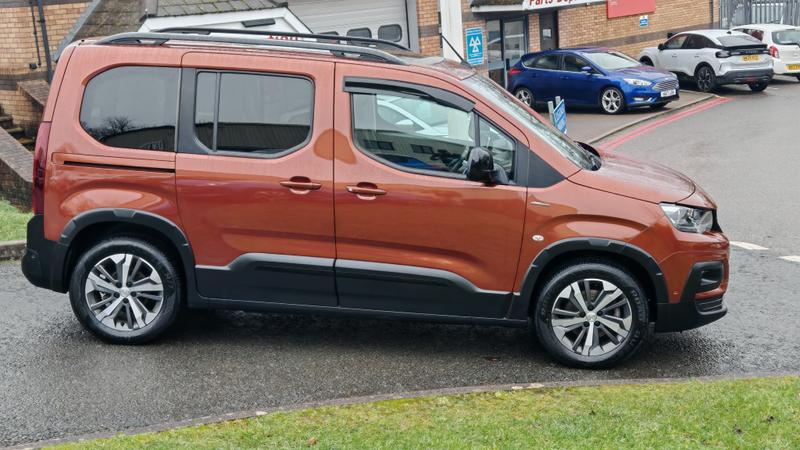 Used Peugeot Rifter 2019 for sale - 77462478: Photo 2