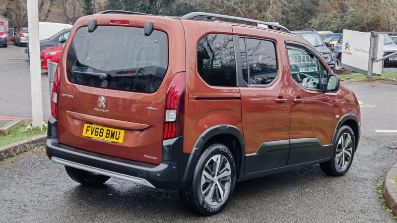 Used Peugeot Rifter 2019 for sale - 77462478: Photo 3