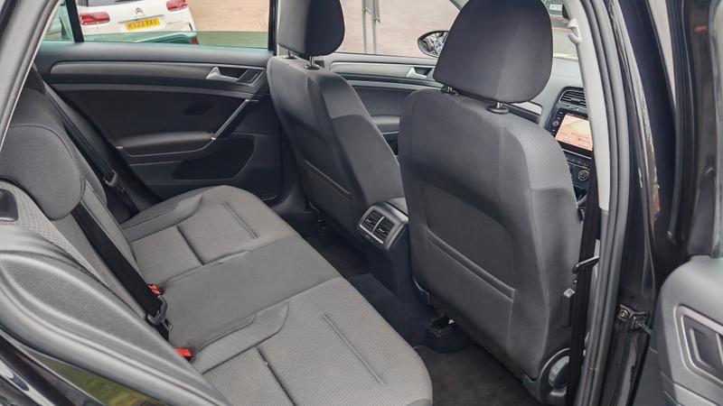 Used Volkswagen Golf 2019 for sale - 76957149: Photo 14