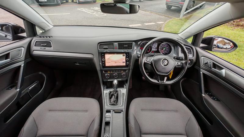 Used Volkswagen Golf 2019 for sale - 76957149: Photo 25