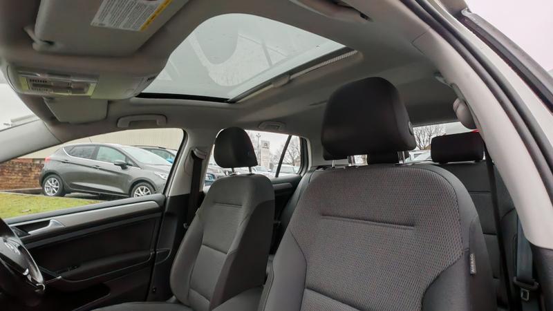 Used Volkswagen Golf 2014 for sale - 77981330: Photo 11