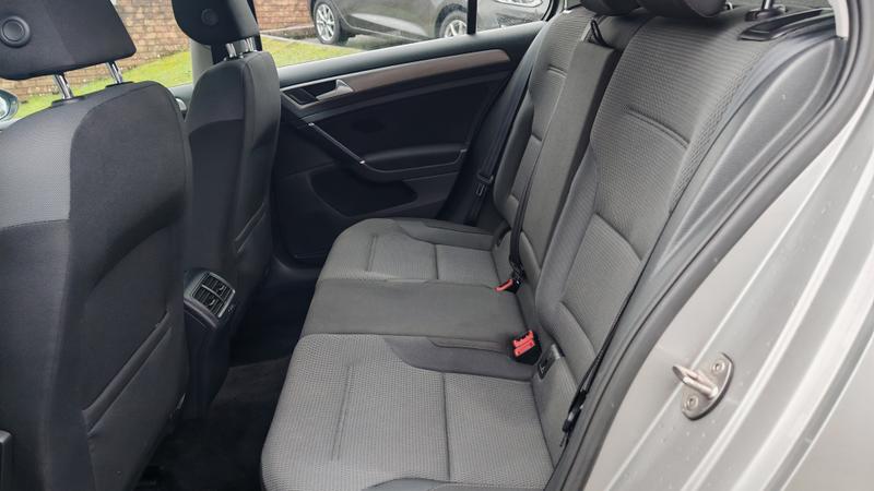 Used Volkswagen Golf 2014 for sale - 77981330: Photo 8