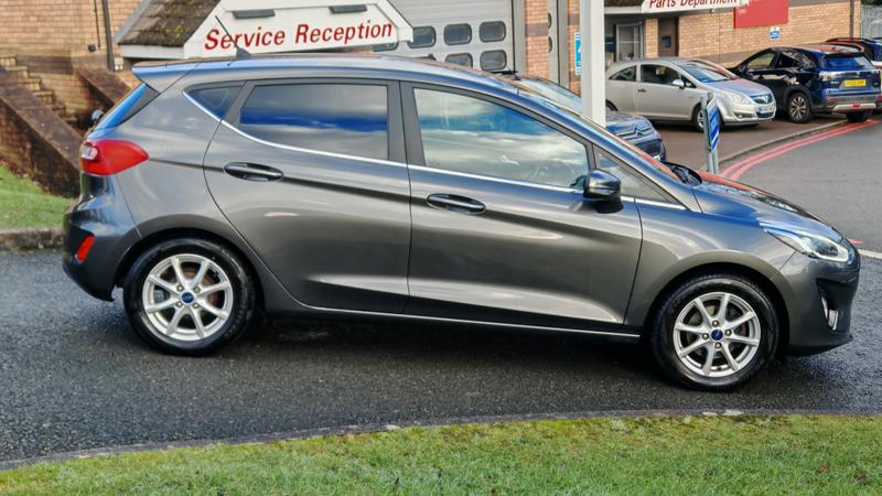 Used Ford Fiesta 2018 for sale - 77225727: Photo 2