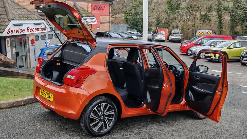 Used Suzuki Swift 2022 for sale - 77532755: Photo 5