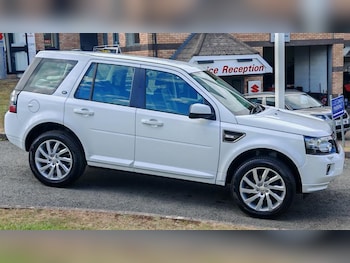 Used Land Rover Freelander 2 2014 for sale - 75068990: Photo
