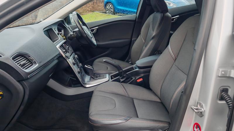 Used Volvo V40 2017 for sale - 77462479: Photo 13