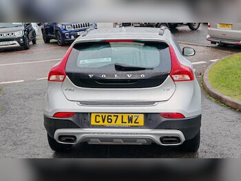 Used Volvo V40 2017 for sale - 77462479: Photo