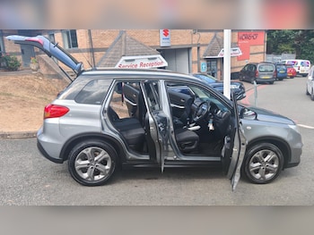 Used Suzuki Vitara 2017 for sale - 79528167: Photo