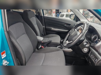 Used Mercedes-Benz C-Class 2019 for sale - 76161995: Photo