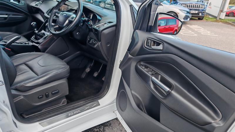 Used Ford Kuga 2016 for sale - 77878212: Photo 12