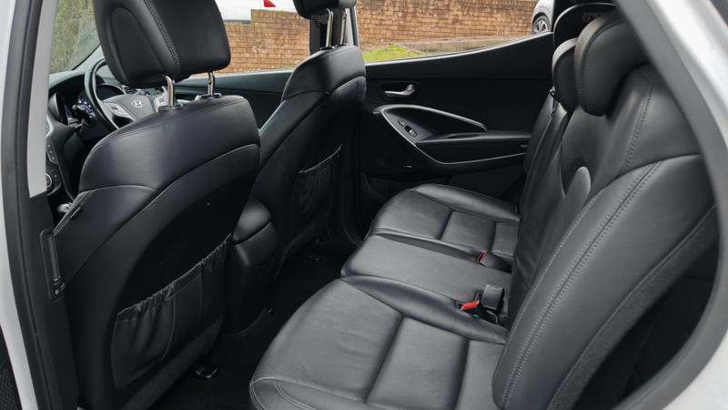 Used Hyundai Santa Fe 2018 for sale - 77326935: Photo 19