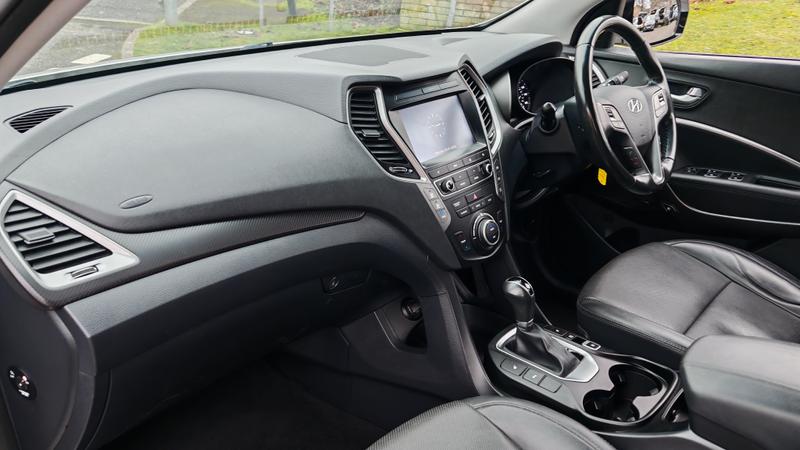 Used Hyundai Santa Fe 2018 for sale - 77326935: Photo 23