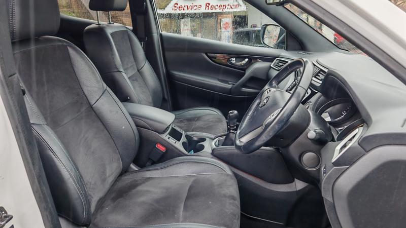 Used Nissan Qashqai 2017 for sale - 77691518: Photo 5
