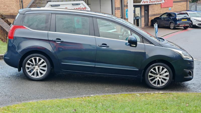 Used Peugeot 5008 2014 for sale - 77176306: Photo 2