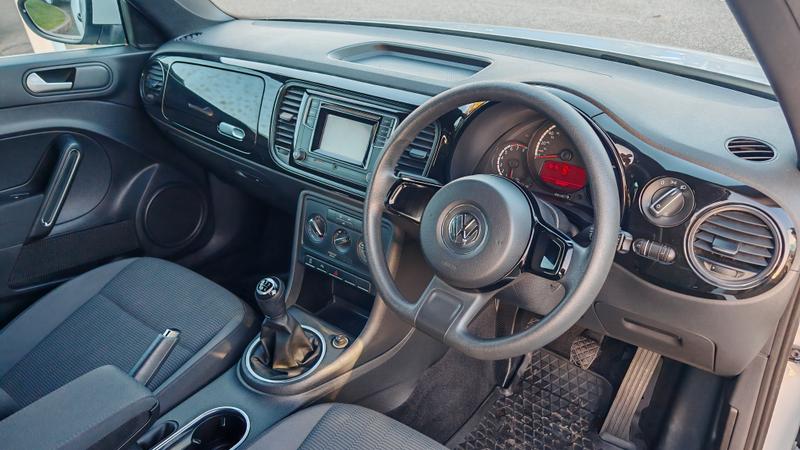 Used Volkswagen Beetle 2015 for sale - 76332507: Photo 11