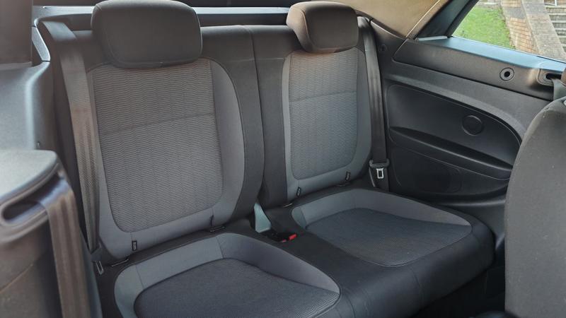 Used Volkswagen Beetle 2015 for sale - 76332507: Photo 13