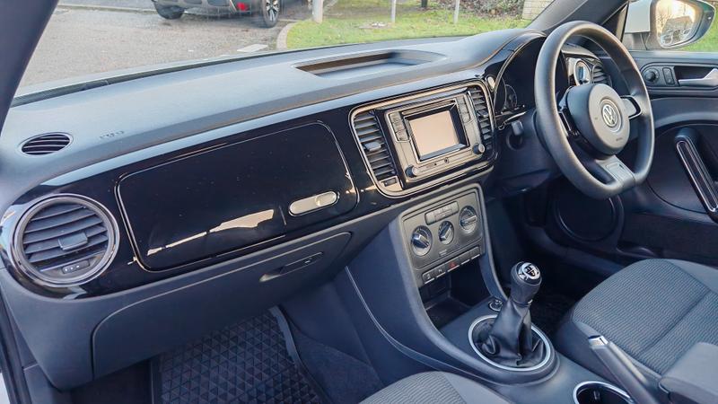 Used Volkswagen Beetle 2015 for sale - 76332507: Photo 16