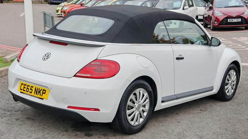 Used Volkswagen Beetle 2015 for sale - 76332507: Photo 2