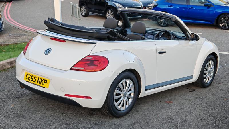 Used Volkswagen Beetle 2015 for sale - 76332507: Photo 24