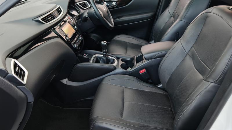 Used Nissan Qashqai 2016 for sale - 77006001: Photo 21