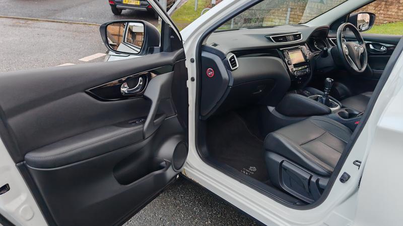 Used Nissan Qashqai 2016 for sale - 77006001: Photo 23