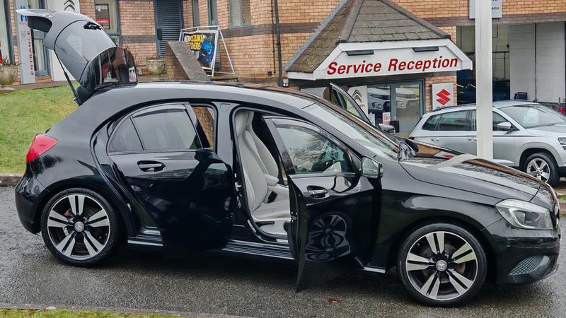 Used Mercedes-Benz A-Class 2015 for sale - 77450331: Photo 4