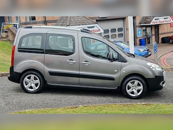 Used Peugeot Partner Tepee 2012 for sale - 78240103: Photo