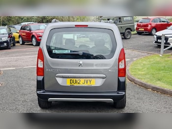 Used Peugeot Partner Tepee 2012 for sale - 78240103: Photo