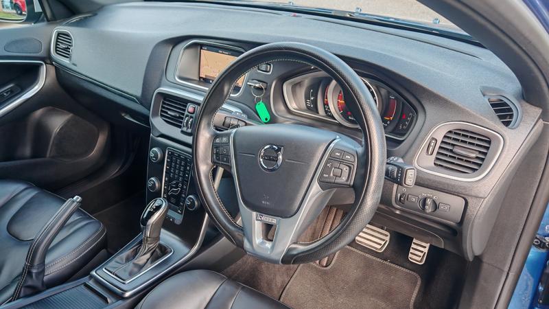 Used Volvo V40 2019 for sale - 77791518: Photo 11