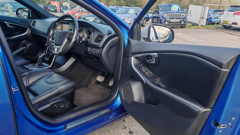 Used Volvo V40 2019 for sale - 77791518: Photo 12