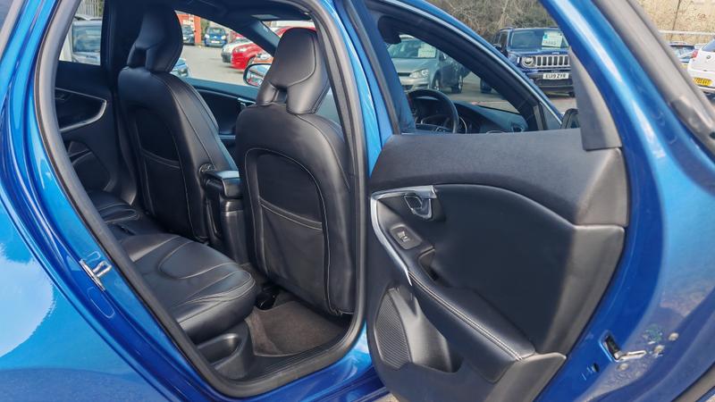 Used Volvo V40 2019 for sale - 77791518: Photo 14