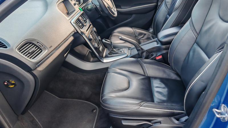 Used Volvo V40 2019 for sale - 77791518: Photo 20