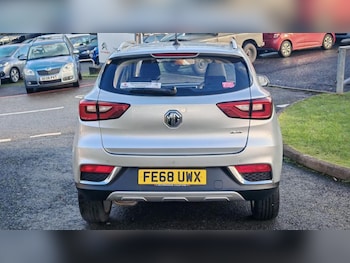 Used MG MG ZS 2018 for sale - 76920042: Photo