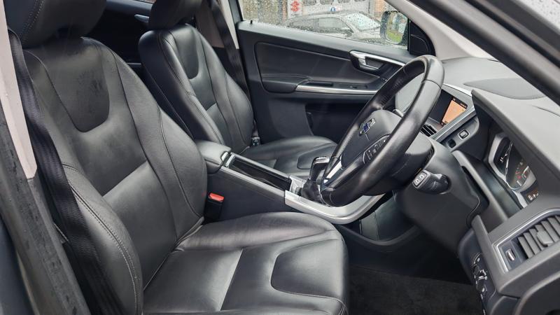 Used Volvo XC60 2017 for sale - 76580811: Photo 5