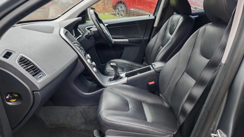 Used Volvo XC60 2017 for sale - 76580811: Photo 8