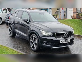Used Volvo XC40 2018 for sale - 76580741: Photo