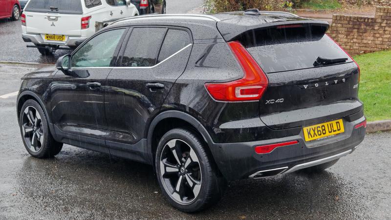 Used Volvo XC40 2018 for sale - 76580741: Photo 3
