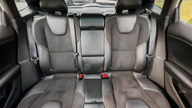 Used Volvo V40 2015 for sale - 76847450: Photo 25