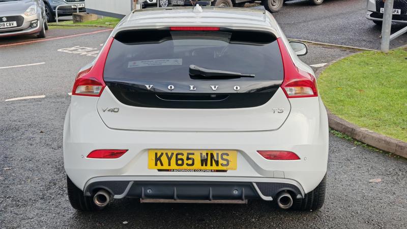 Used Volvo V40 2015 for sale - 76847450: Photo 4