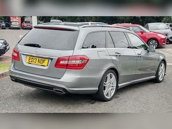 Used Mercedes-Benz E Class 2013 for sale - 78767932: Photo