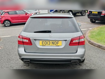 Used Mercedes-Benz E Class 2013 for sale - 78767932: Photo