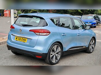 Used Renault Scenic 2017 for sale - 79564404: Photo