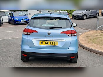 Used Renault Scenic 2017 for sale - 79564404: Photo