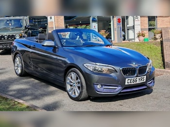 2016 - 220i Sport 2dr [Nav]
